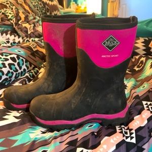 Muck boots